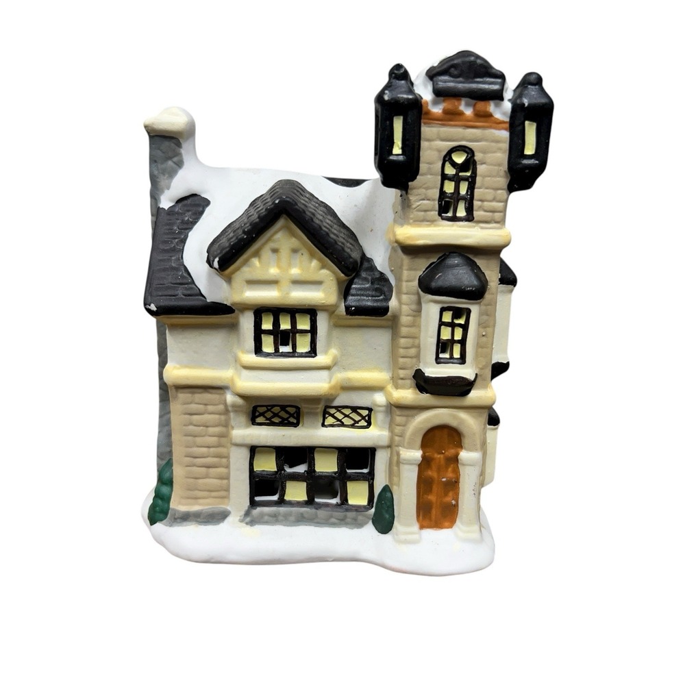 Christmas Village Tudor Light Up House Building‎ Mini Holiday Decor
